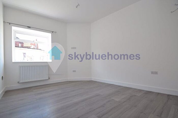 2 Bedroom Flat To Rent In Seagrave Road, Loughborough, LE12