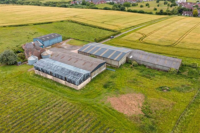 5 Bedroom Farm House For Sale In Lodge Farm, New Houghton, NG19