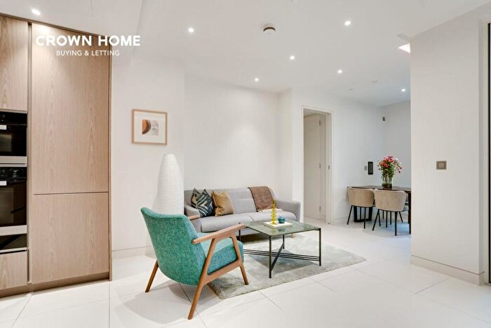 2 Bedroom Apartment For Sale In Sugar Quay, Water Lane, London, EC3R