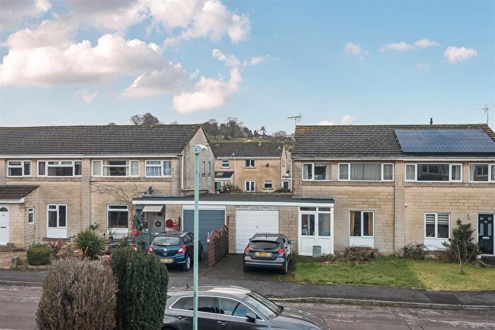 3 Bedroom Semi Detached House For Sale In Bloomfield Avenue, Timsbury, Bath, BA2