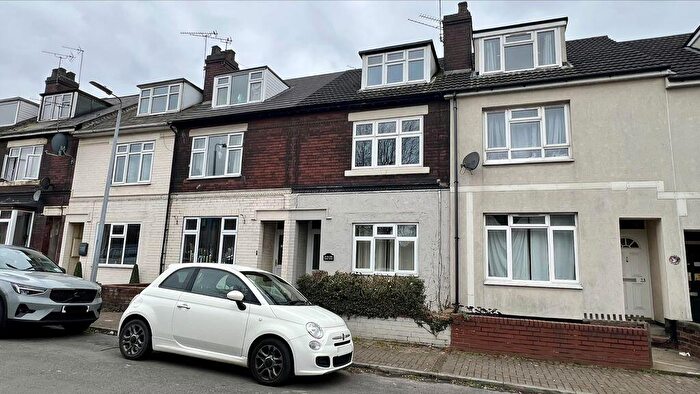 3 Bedroom Terraced House For Sale In & A Queen Street, Scunthorpe, DN16