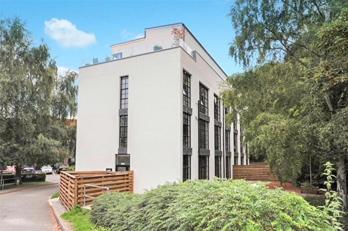 1 Bedroom Apartment To Rent In Station Approach, Godalming, Surrey, GU7