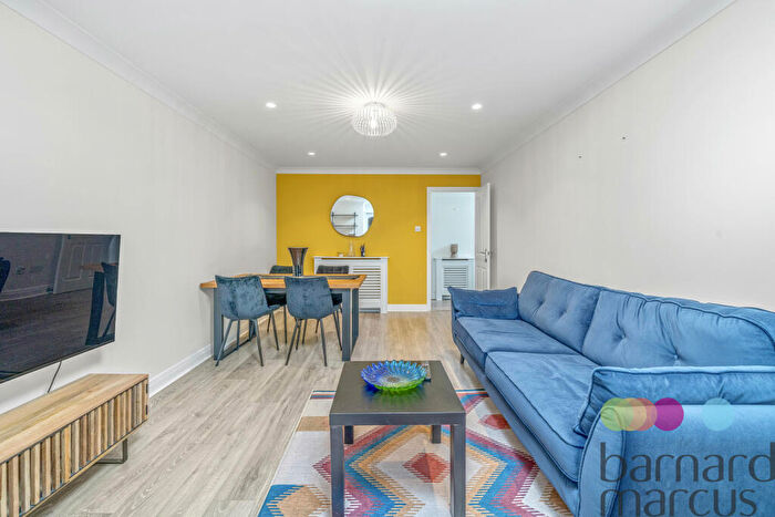 1 Bedroom Apartment To Rent In High Road, London, N20