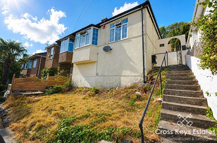 2 Bedroom Bungalow For Sale In Park Road, Lower Compton, PL3