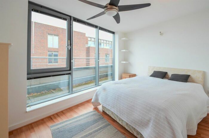 2 Bedroom Property To Rent In Queens Road, Nottingham, NG2