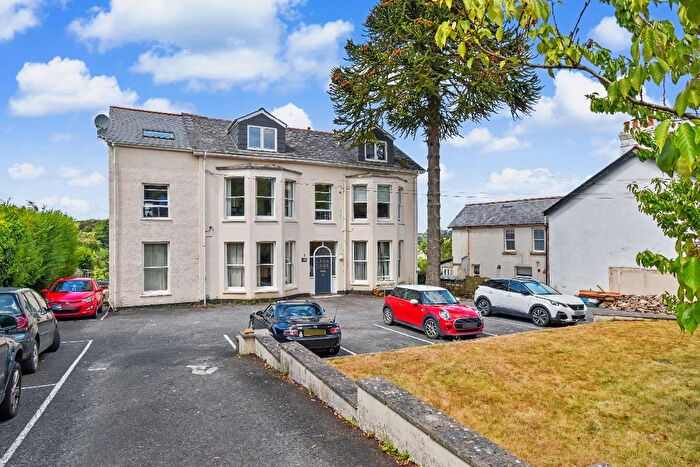 2 Bedroom Flat For Sale In Garden Flat, The Leaze, Okehampton, EX20