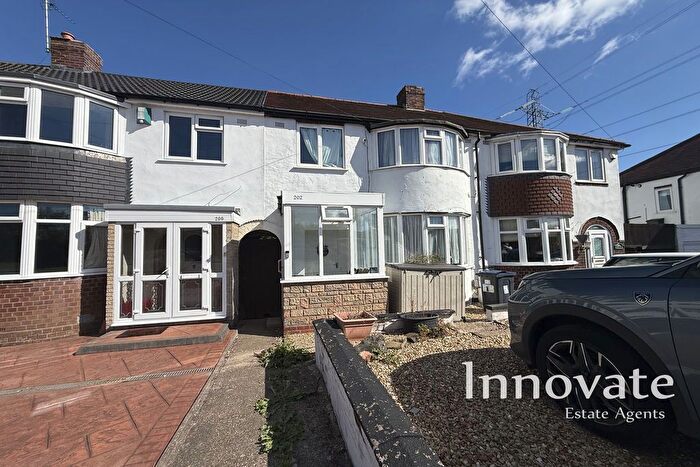 3 Bedroom Terraced House To Rent In Carters Lane, Halesowen, B62