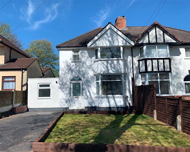 3 Bedroom Semi-Detached House To Rent In Kendal Rise Road, Rednal, Birmingham, West Midlands, B45