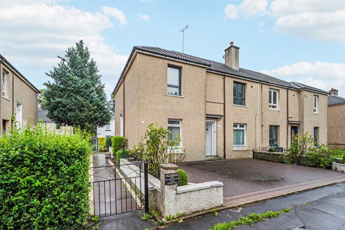 2 Bedroom Flat For Sale In Skipness Drive, Govan, G51