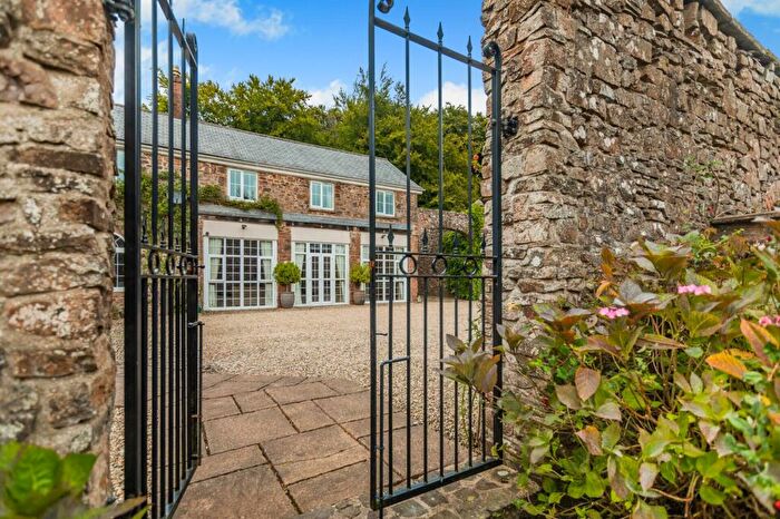 9 Bedroom Detached House For Sale In Stoodleigh, Tiverton, EX16