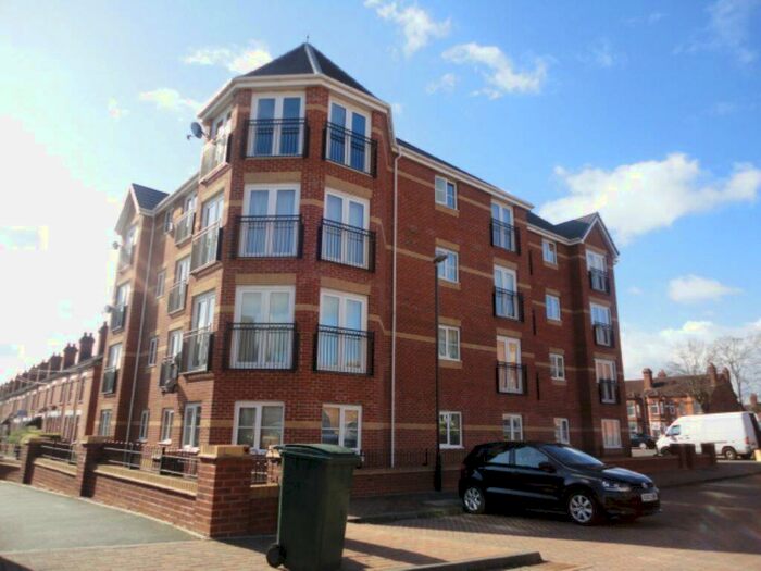 2 Bedroom Apartment To Rent In Signet Square, Stoke, Coventry, CV2