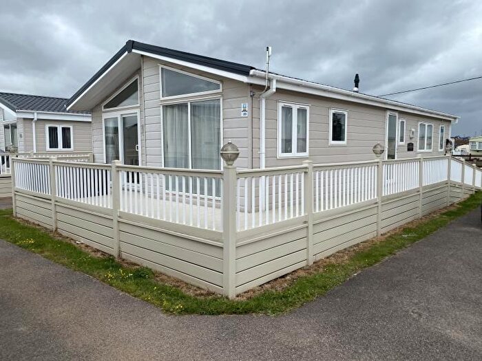 2 Bedroom Park Home For Sale In Suffolk Sands Carr Road, Felixstowe, IP11