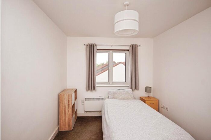1 Bedroom Flat For Sale In Fishponds Road, Fishponds, Bristol, BS16