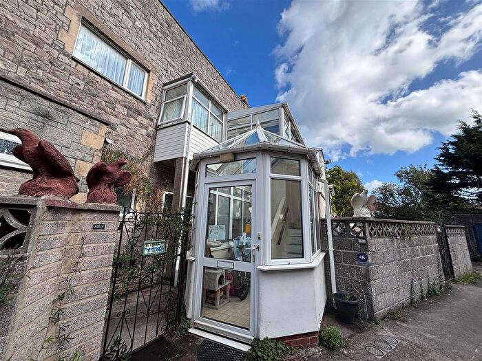 2 Bedroom Flat For Sale In Dickenson Road, Weston-Super-Mare, BS23