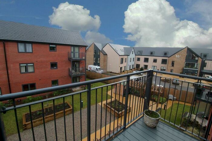 1 Bedroom Apartment To Rent In Pym Court, Topsham, EX3