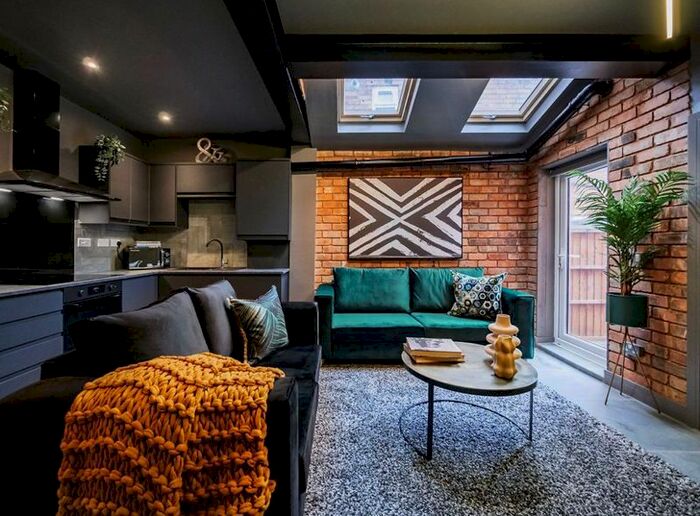 6 Bedroom Flat To Rent In Studio Flat, Pershore Road, Birmingham, B29