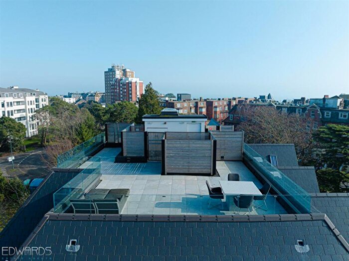 3 Bedroom Penthouse To Rent In Durley Road South, Bournemouth, BH2