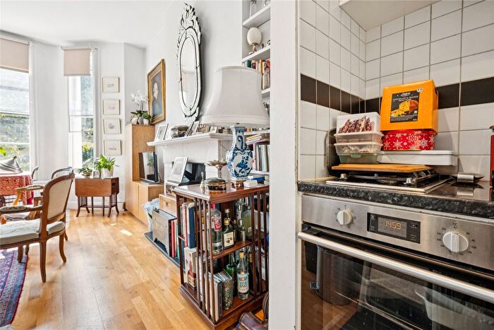 1 Bedroom Flat To Rent In Russell Road, London, W14