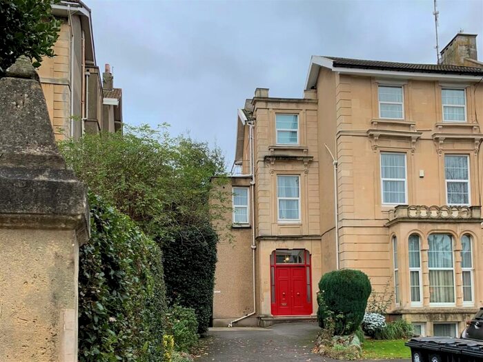 Studio To Rent In Tyndalls Park Road, Bristol, BS8