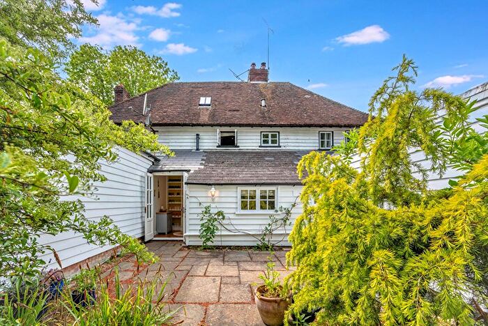 2 Bedroom Cottage For Sale In The Street, Petham, CT4