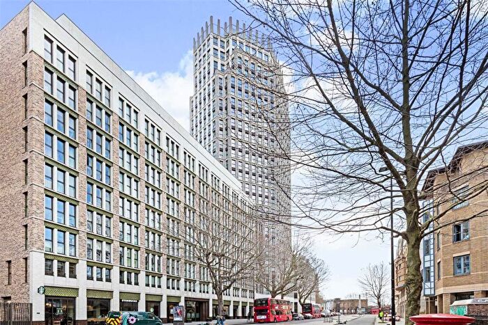 2 Bedroom Flat To Rent In Blackfriars Road, Southwark, SE1