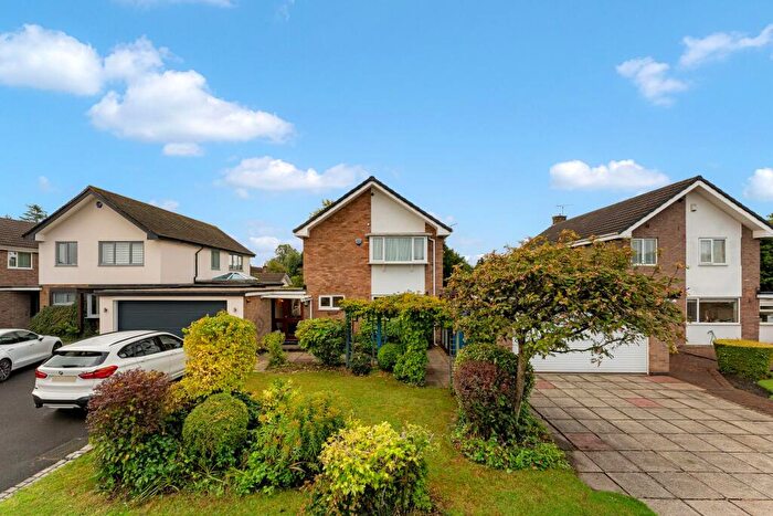 4 Bedroom Link Detached House For Sale In Dairyground Road, Bramhall, SK7