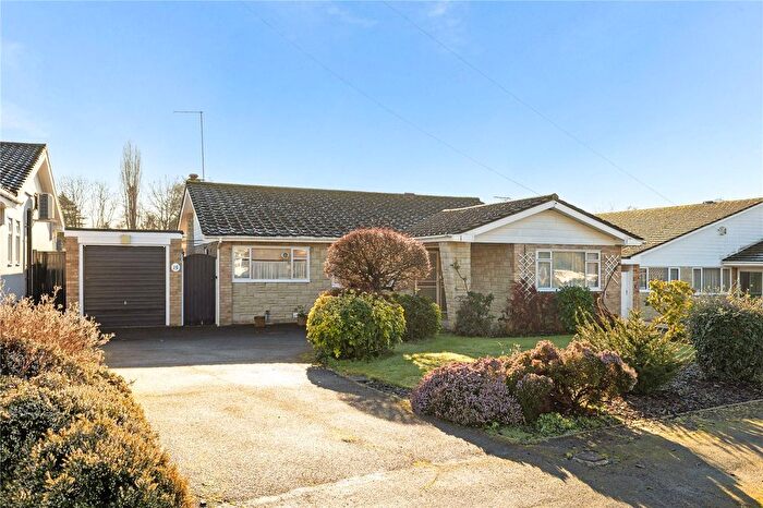 3 Bedroom Bungalow For Sale In Birch Grove, Cobham, Surrey, KT11