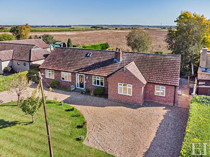 5 Bedroom Detached Bungalow For Sale In Rectory Farm Road, Little Wilbraham, Cambridge, CB21