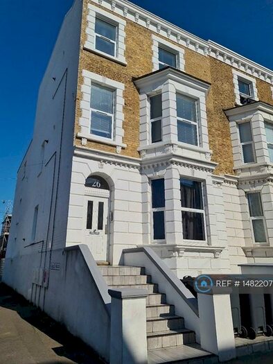3 Bedroom Flat To Rent In Edgar Road, Cliftonville, Margate, CT9