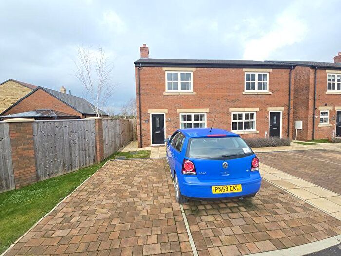 3 Bedroom Semi-Detached House For Sale In Barony Grove, Ponteland, NE20