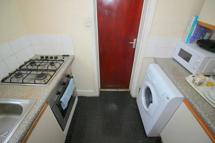 1 Bedroom Flat To Rent In Plashet Grove, London, E6