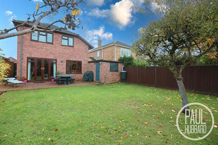 4 Bedroom Detached House For Sale In Squires Walk, Lowestoft, NR32