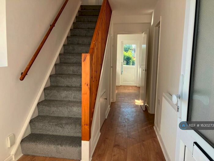 3 Bedroom Semi-Detached House To Rent In Tubbenden Lane, Orpington, BR6