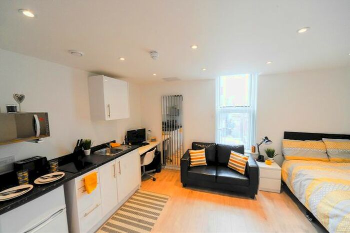 1 Bedroom Flat To Rent In Albert Terrace, Middlesbrough, North Yorkshire, TS1