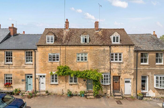 2 Bedroom Cottage For Sale In Gloucester Street, Winchcombe, Cheltenham, GL54