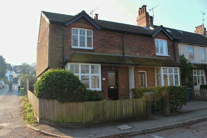 2 Bedroom Semi-Detached House To Rent In Lower Road, Grayswood, Haslemere, GU27