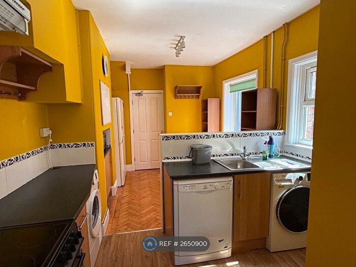 7 Bedroom Terraced House To Rent In Wrentham Estate, Exeter, EX4