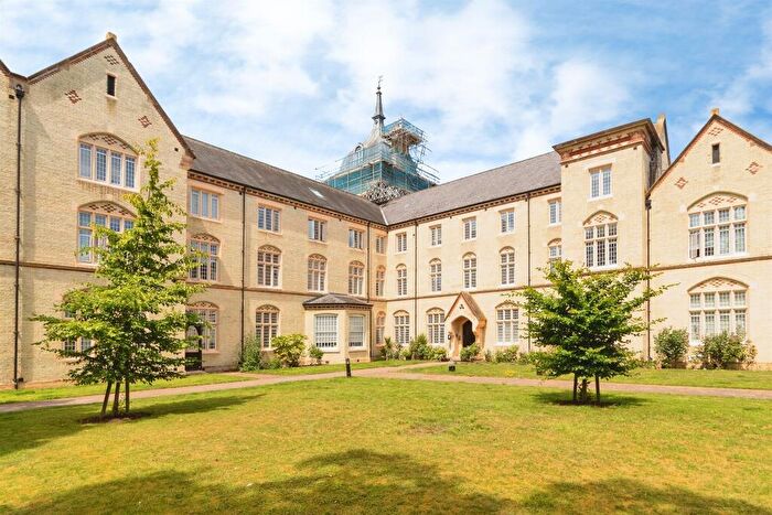 1 Bedroom Apartment For Sale In Kingsley Avenue, Fairfield, Hitchin, SG5