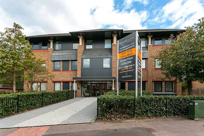 2 Bedroom Flat To Rent In Aldenham Road, Bushey, WD23