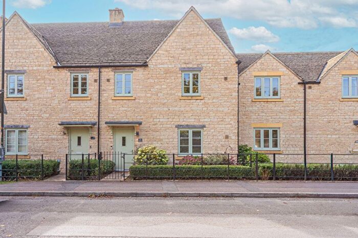 4 Bedroom Terraced House For Sale In Tailors Walk, Tetbury, GL8