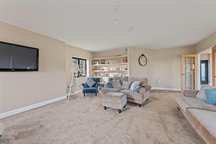 5 Bedroom Detached House For Sale In Torrington Lane, Fleet, Spalding, Lincolnshire, PE12