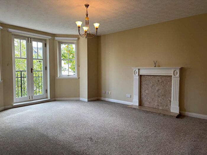 2 Bedroom Flat To Rent In Huntingdon Place, Edinburgh, EH7