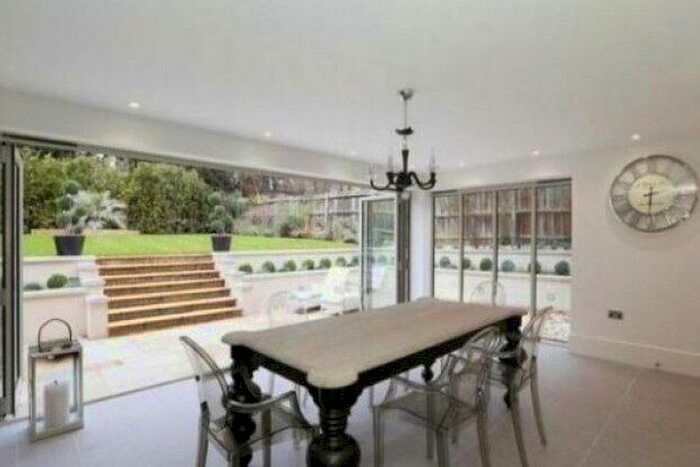 5 Bedroom Property To Rent In Nightingale Road, Leatherhead, KT24