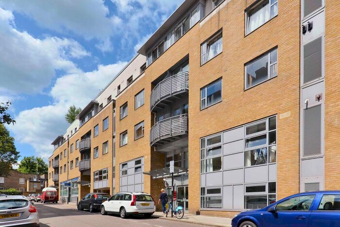 2 Bedroom Flat To Rent In West City One, Naoroji Street, Clerkenwell, WC1X