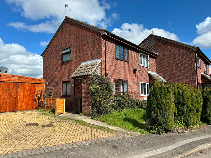 2 Bedroom House To Rent In Warren Avenue Leicester, LE4