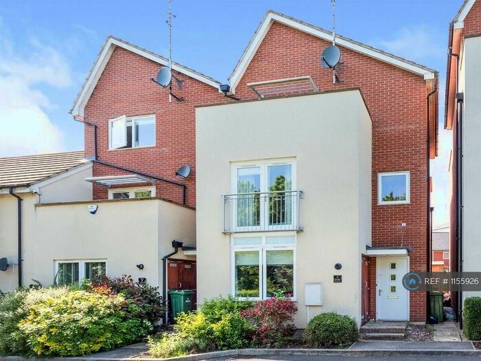 4 Bedroom End Of Terrace House To Rent In Carradine Crescent, Oxley Park, Milton Keynes, MK4
