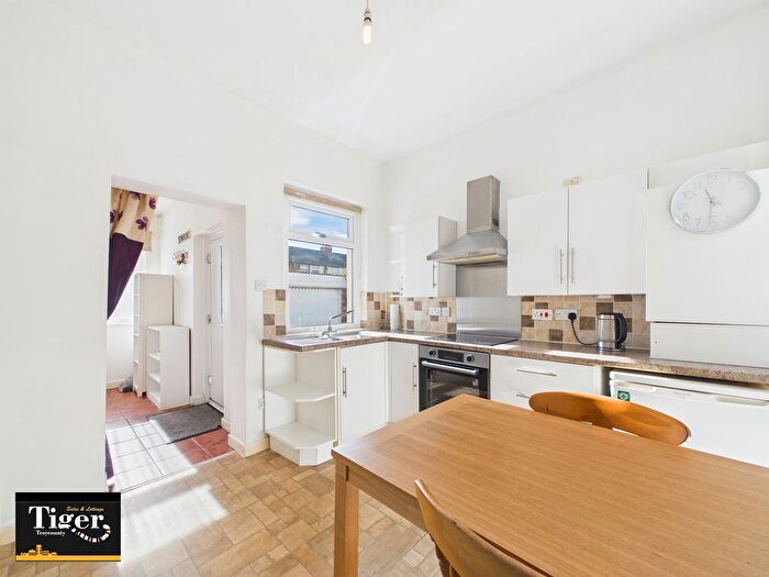 2 Bedroom Detached Bungalow For Sale In Hemingway, Blackpool, FY4