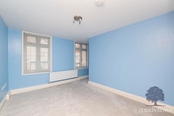 2 Bedroom Apartment To Rent In Stafford Road, Wallington, Surrey, SM6