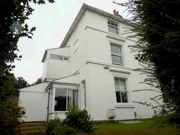 5 Bedroom Property To Rent In Loose Road, Loose, Maidstone, ME15