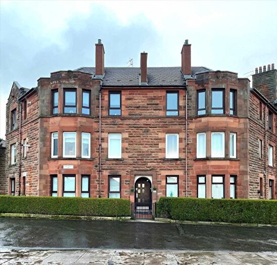 3 Bedroom Flat To Rent In Carntynehall Road, Glasgow, Glasgow, G32
